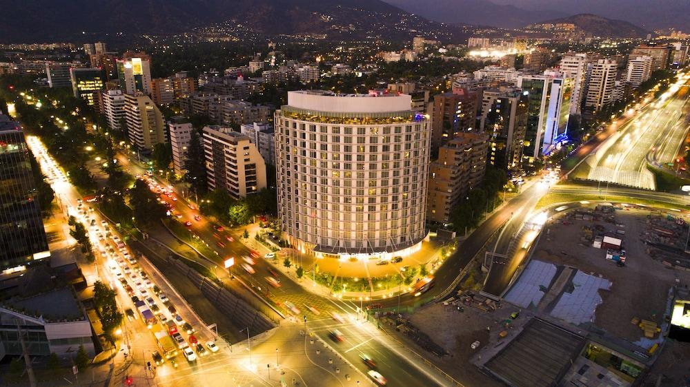 Hotel Doubletree By Hilton Santiago Kennedy, Chile Esterno foto