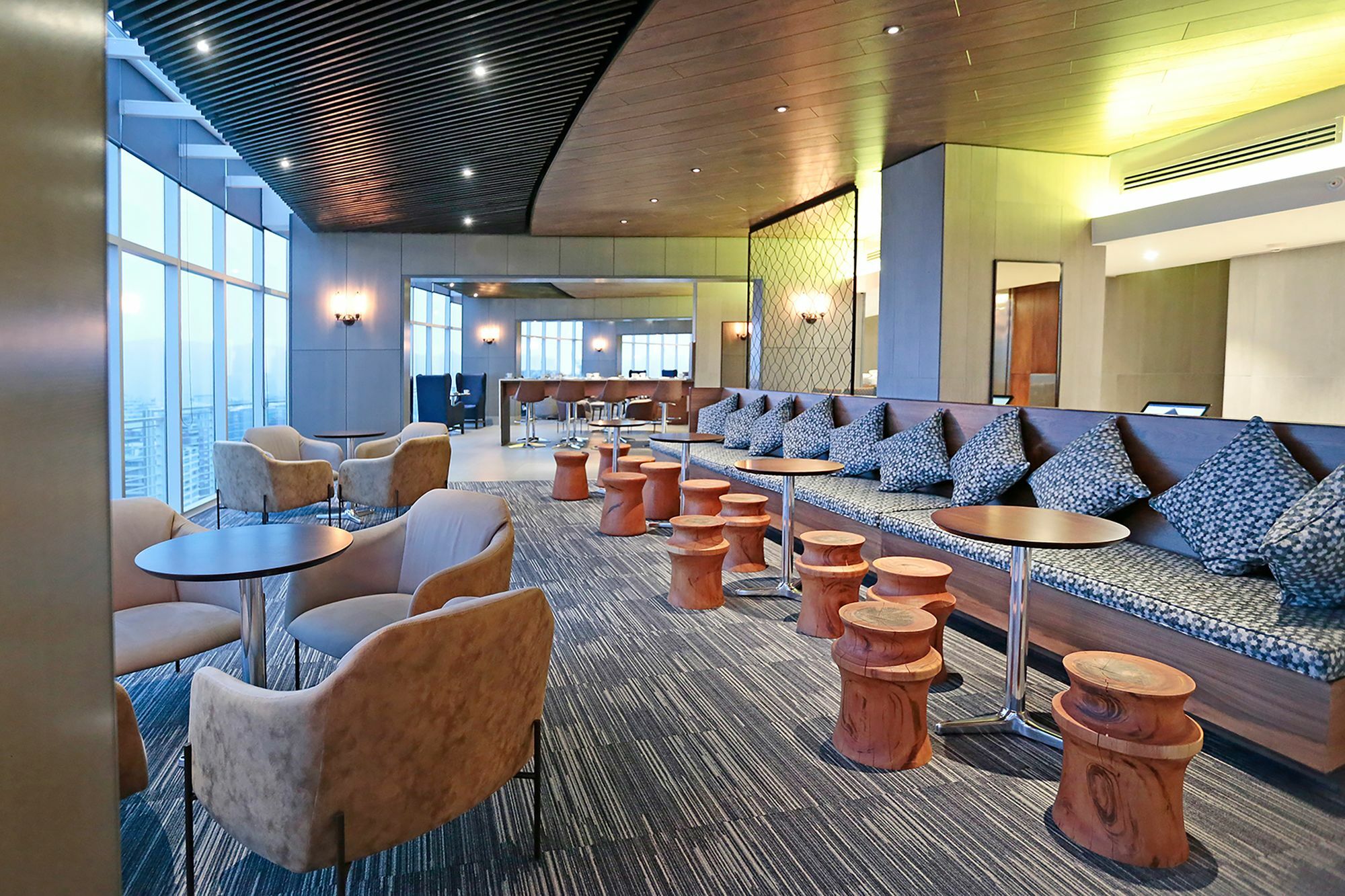 Hotel Doubletree By Hilton Santiago Kennedy, Chile Esterno foto